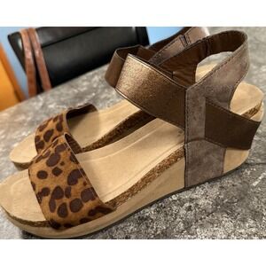 Pierre Dumas Chantal-2 Womens Leopard Print Wedge‎ Sandals Sz 11 New